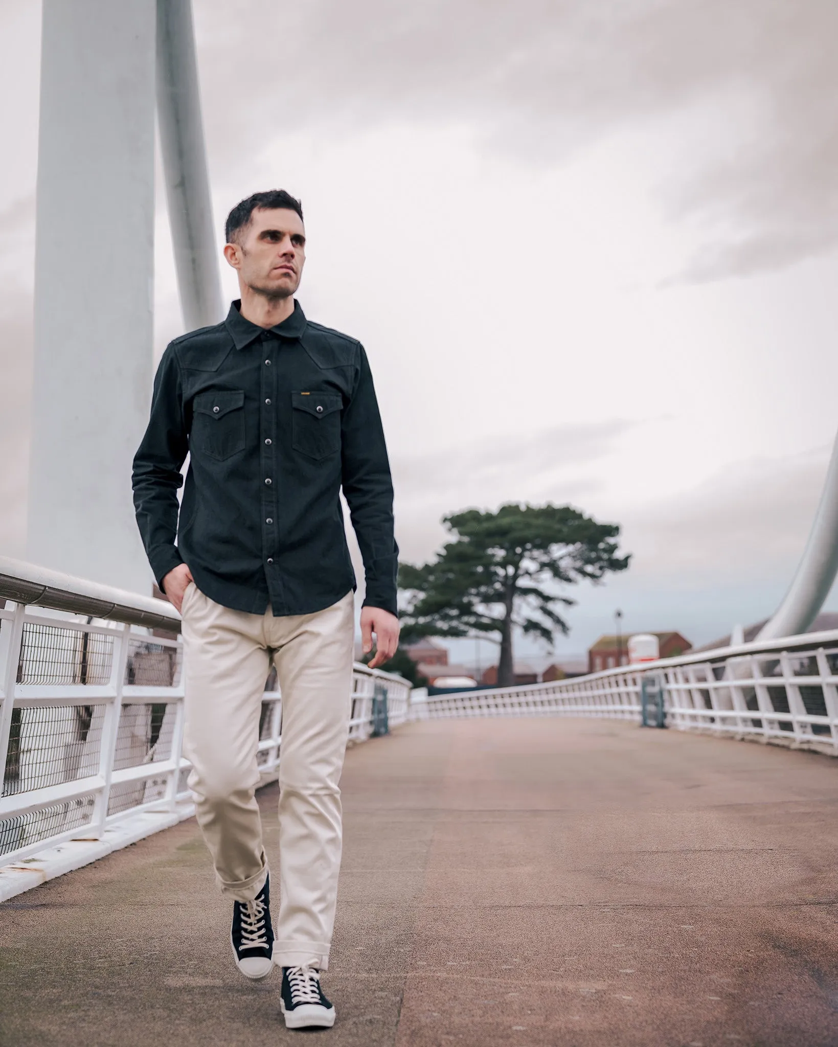 9oz Mercerised Selvedge Cotton Relaxed Tapered Cut Chinos - Ivory