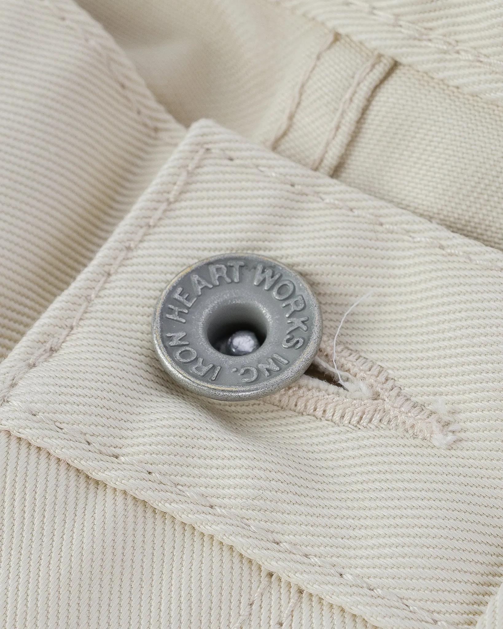 9oz Mercerised Selvedge Cotton Relaxed Tapered Cut Chinos - Ivory
